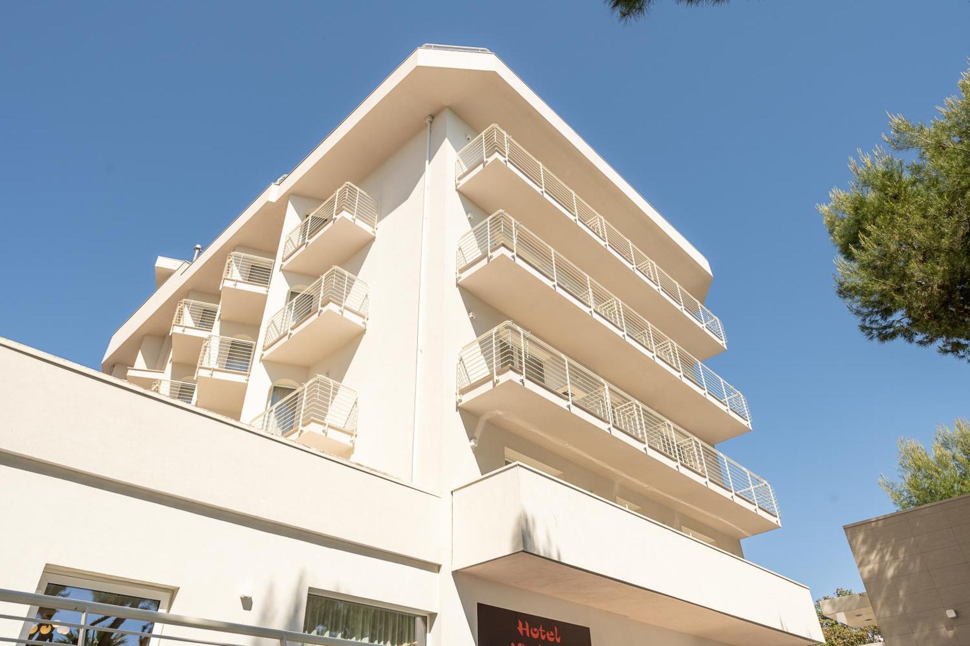 Hotel Velia غْروتّامّاري المظهر الخارجي الصورة